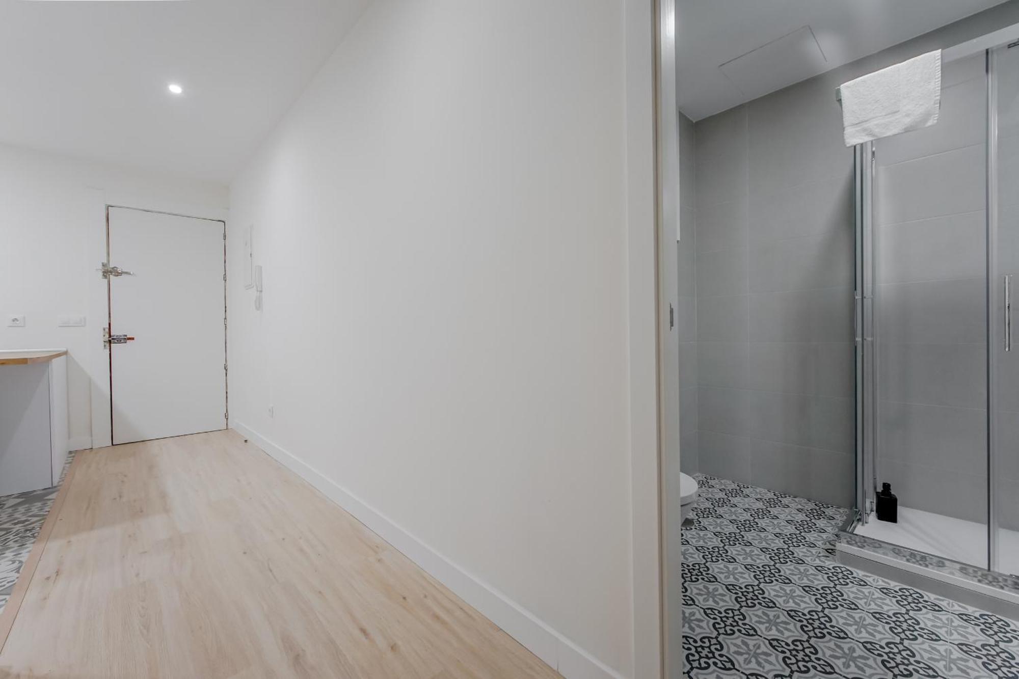 Modern Apt Para 6Pax En La Plaza De Tirso-Centro E1 Madrid Exterior foto